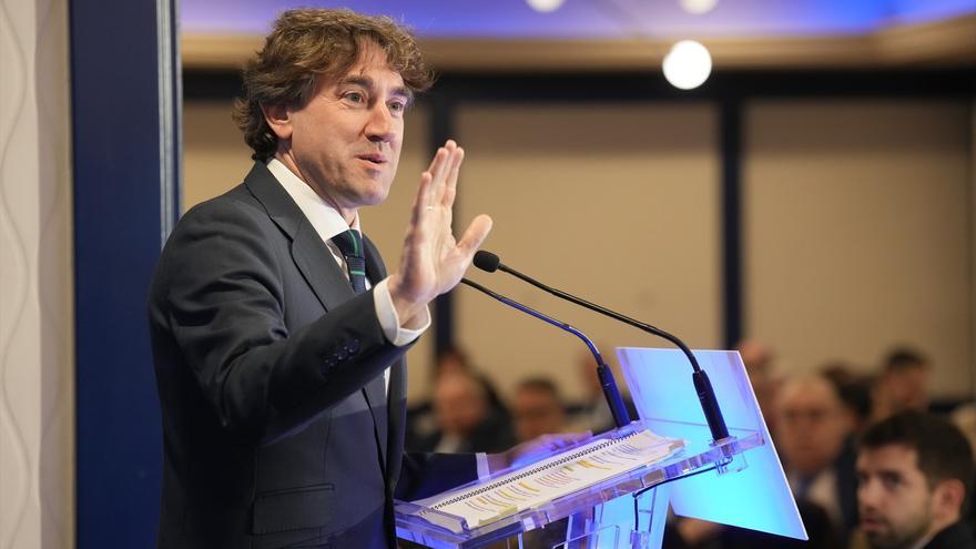 Andueza reafirma su apuesta por la coalición PNV-PSE y cree que queda Gobierno español &quot;para rato&quot;