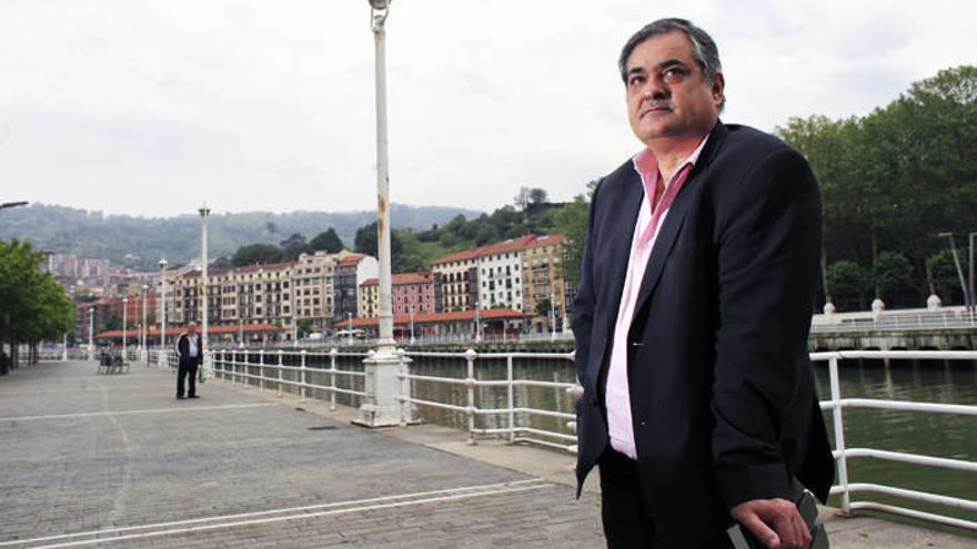 “No vuelvo por orgullo pero sí por necesidad; son ya nueve años sin ingresos en casa”