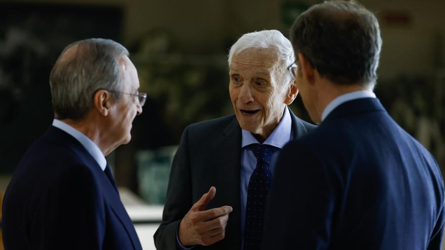 Fallece José Emilio Santamaría, exjugador del Real Madrid y exseleccionador de España