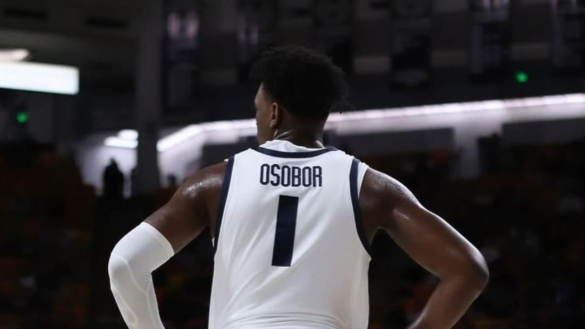 Great Osobor, en un partido de la NCAA.