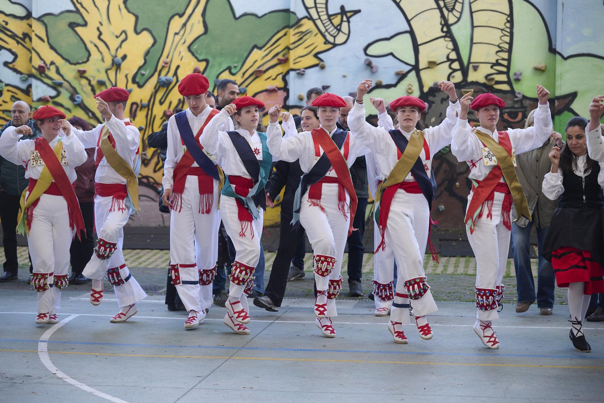III Día del grupo de danzas Larratz