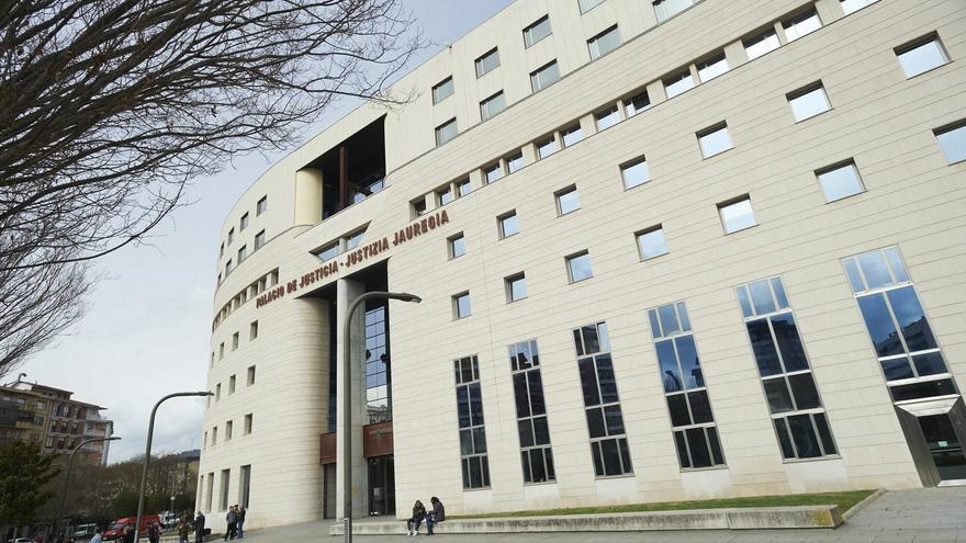 Condenado a dos años de prisión por agredir sexualmente de un menor en un autobús en Tierra Estella