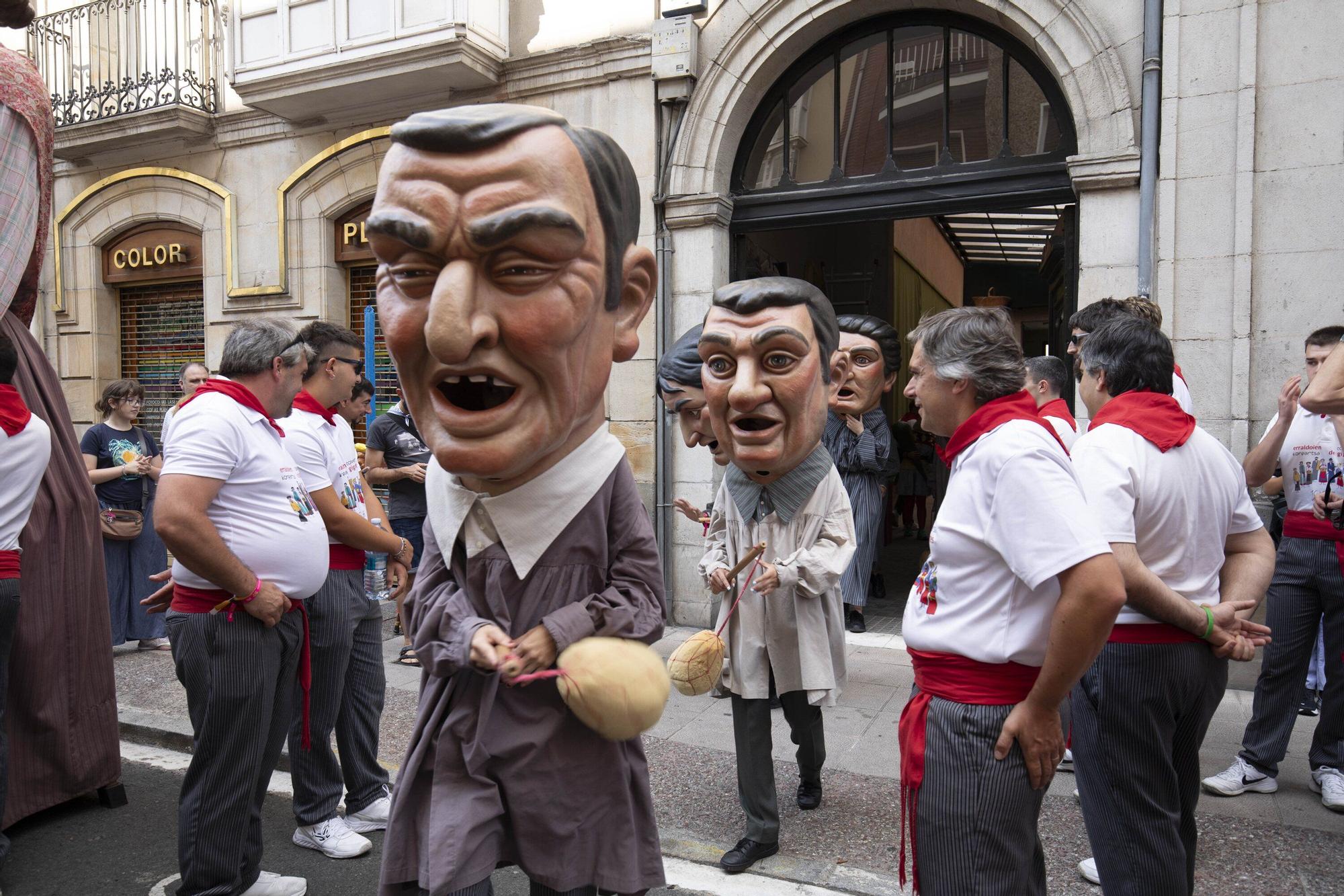 Comparsa de Cabezudos