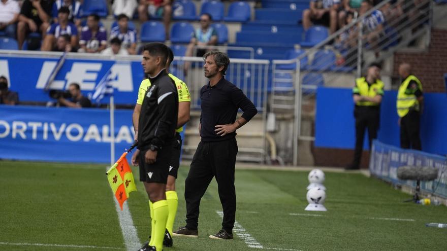Quique: "Si estuviera a su mejor nivel, Mariano no sería un jugador de mercado para el Alavés"