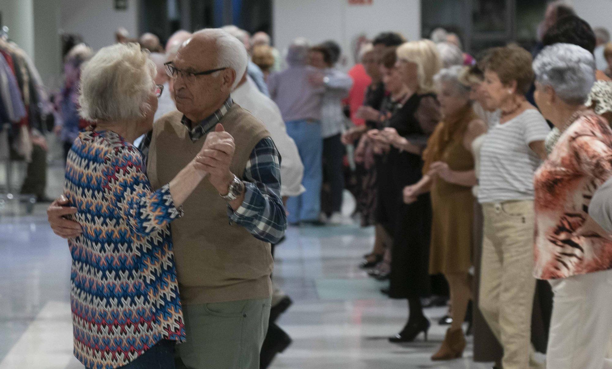 En imágenes: Los bailables se mudan al Palacio Europa