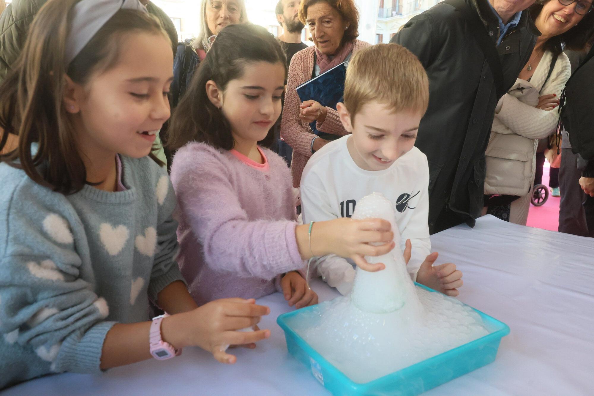 En imágenes: El centro de Vitoria acoge la jornada central del 'Made in Araba Day'