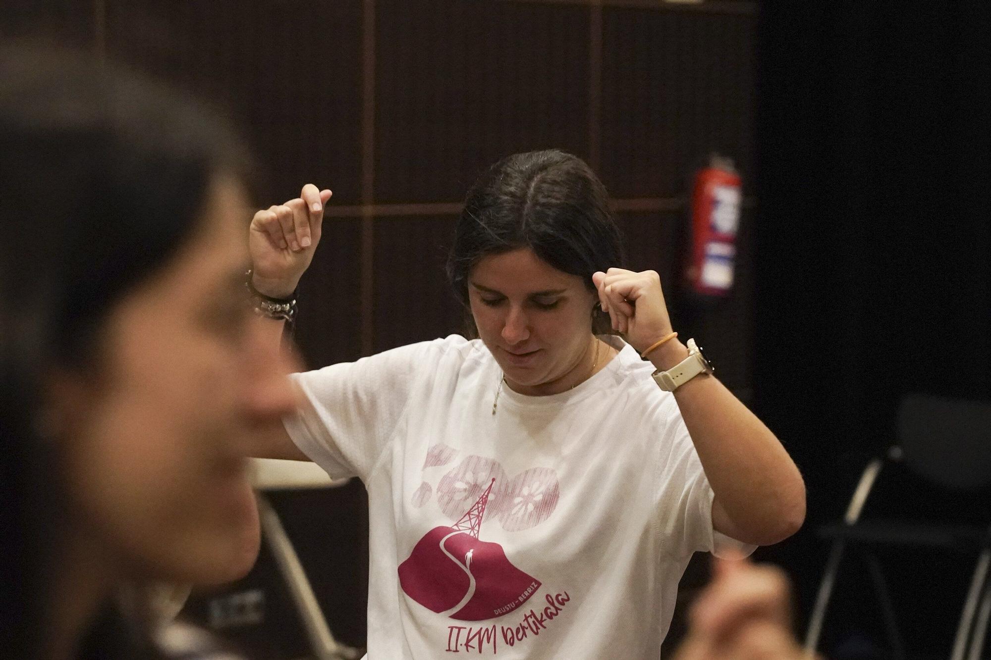 Aiko Taldea pone a danzar a la juventud