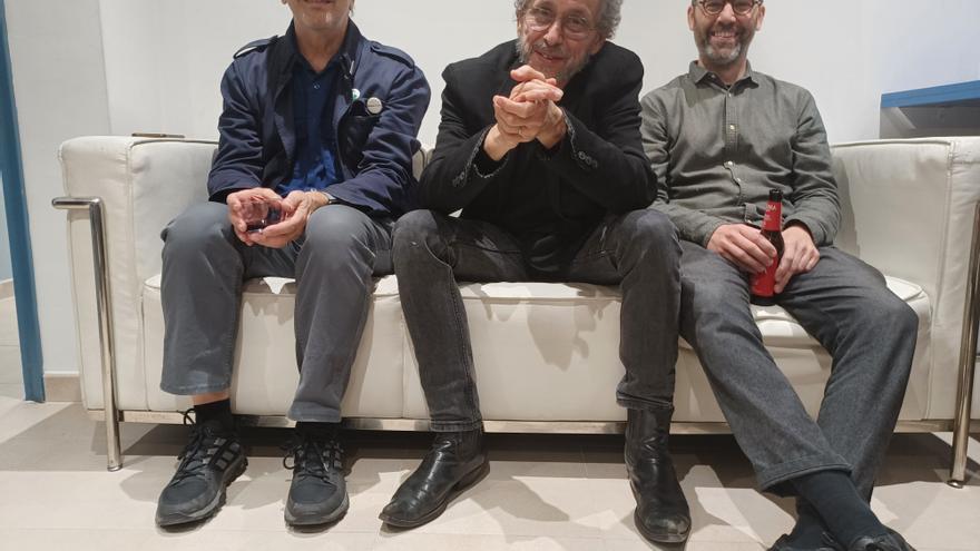 Serenata de terciopelo que reinventa a la Velvet Underground