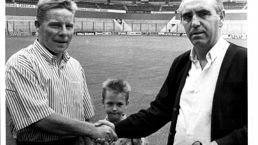 Sammy Lee le abre las puertas de Liverpool a Víctor Muñoz: "Bienvenido a mi casa"