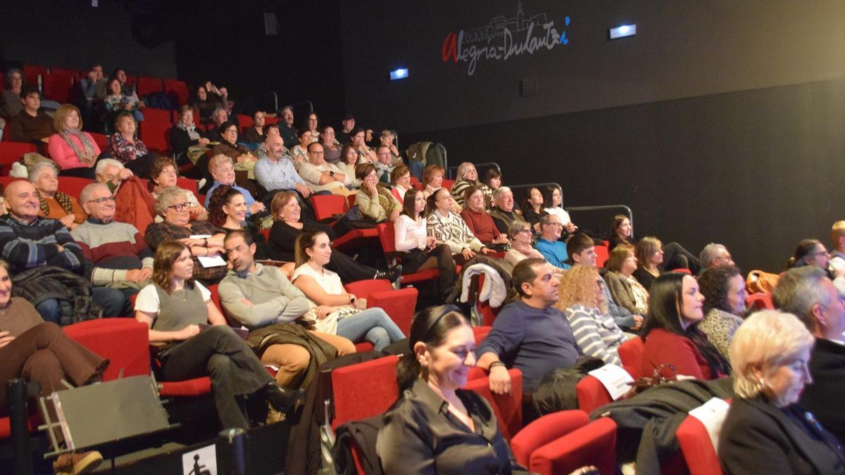 Parte del público antes del inicio de la gala.