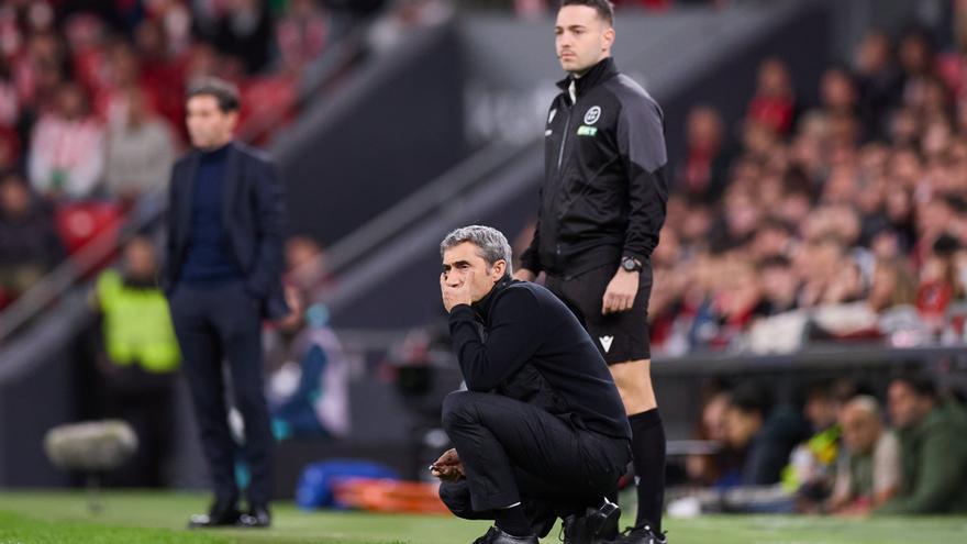 "Es un sinsentido insistir en otorgar la titularidad a jugadores que son una sombra de sí mismos"