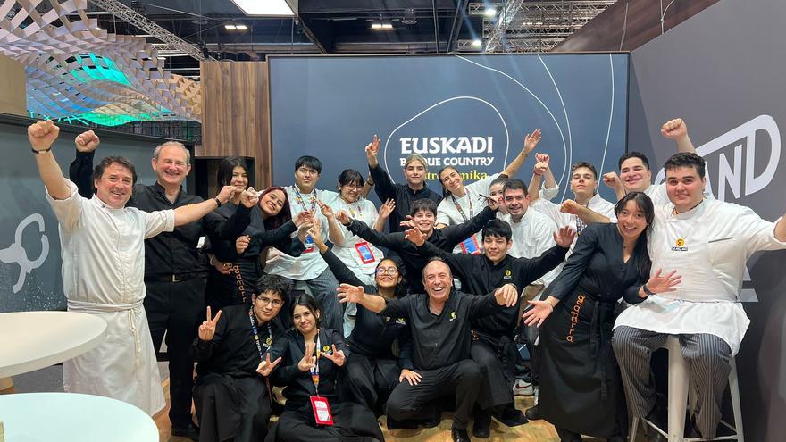 En imágenes: Así es el buen sabor de boca que deja el CIFP Hostelería Gamarra en Fitur y Vitoria