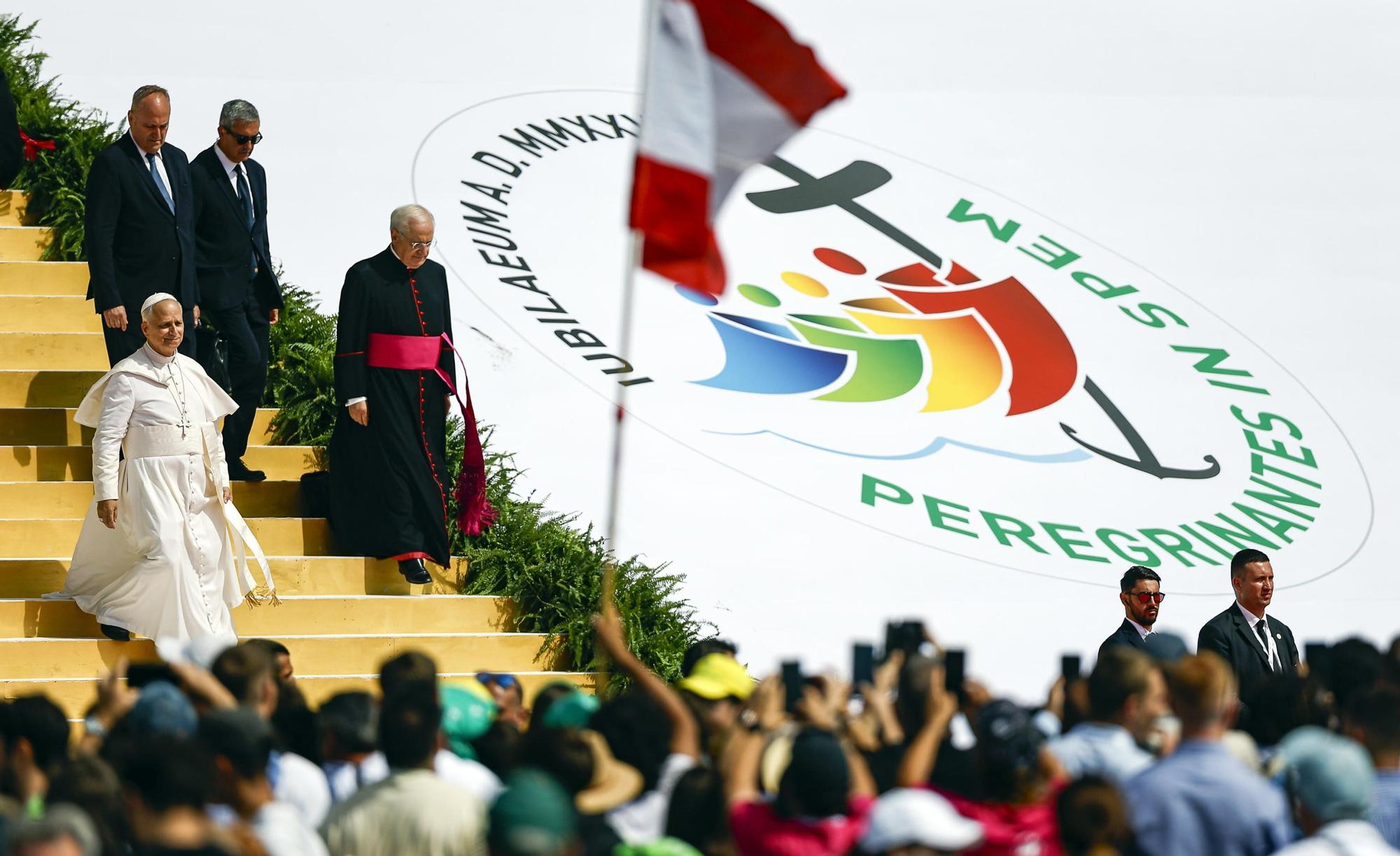 El papa León XIV despide el Jubileo de la Juventud