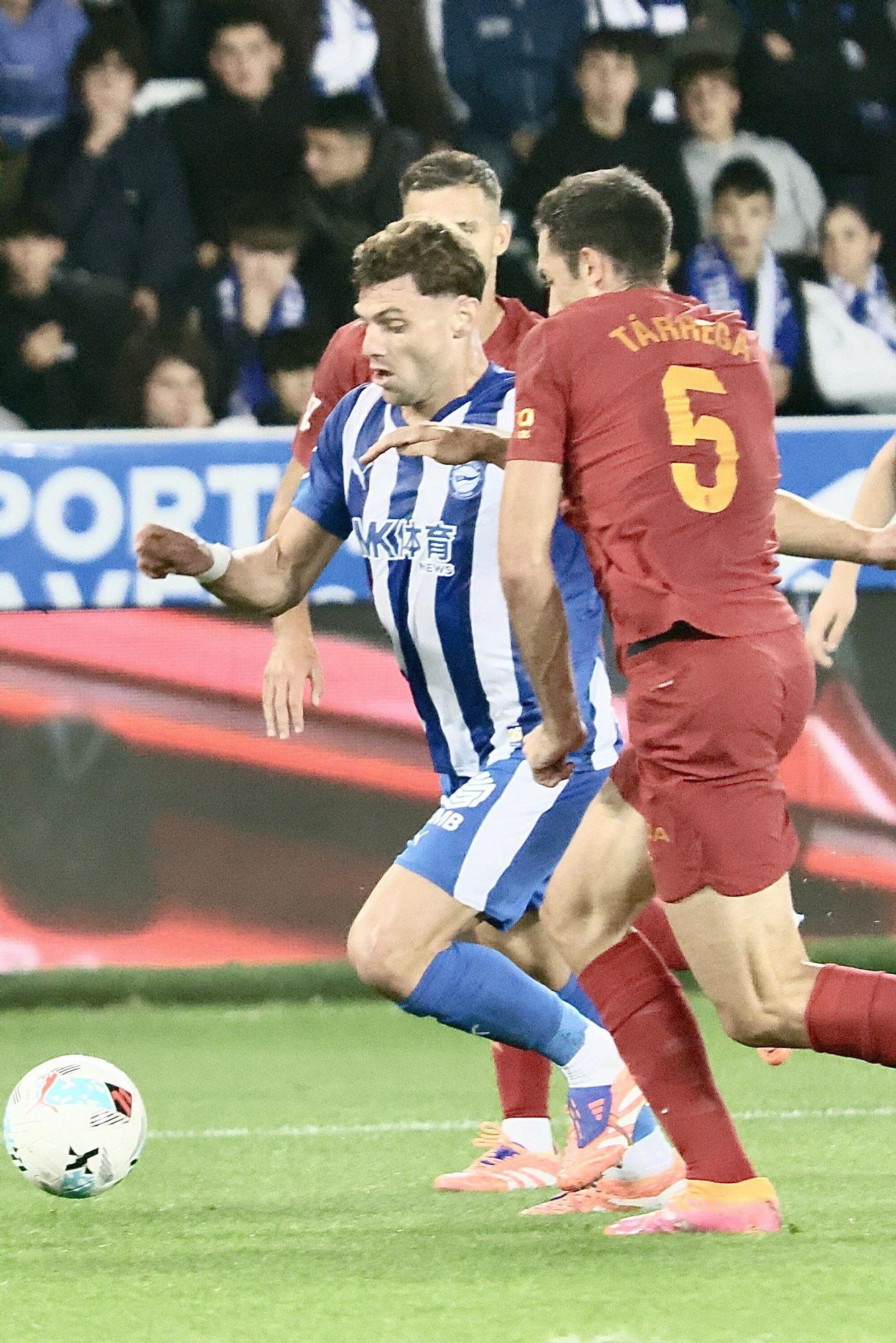 Todas las fotos del Alavés-Valencia en Mendizorroza