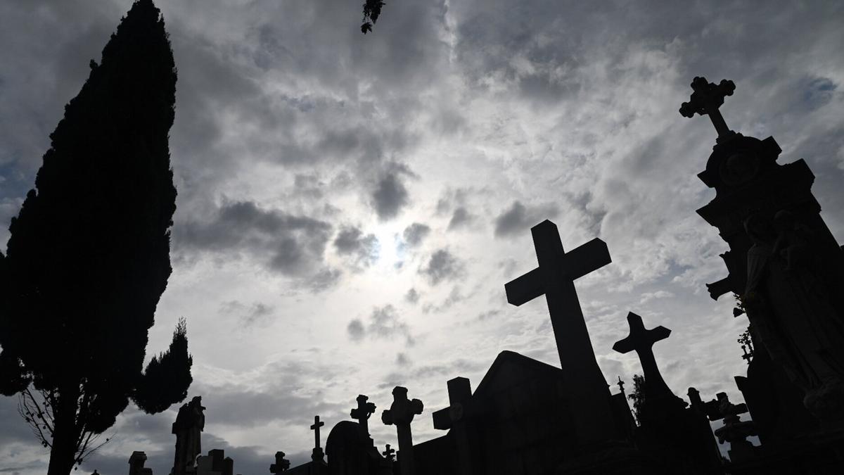 El cementerio de Polloe e un día nublado.