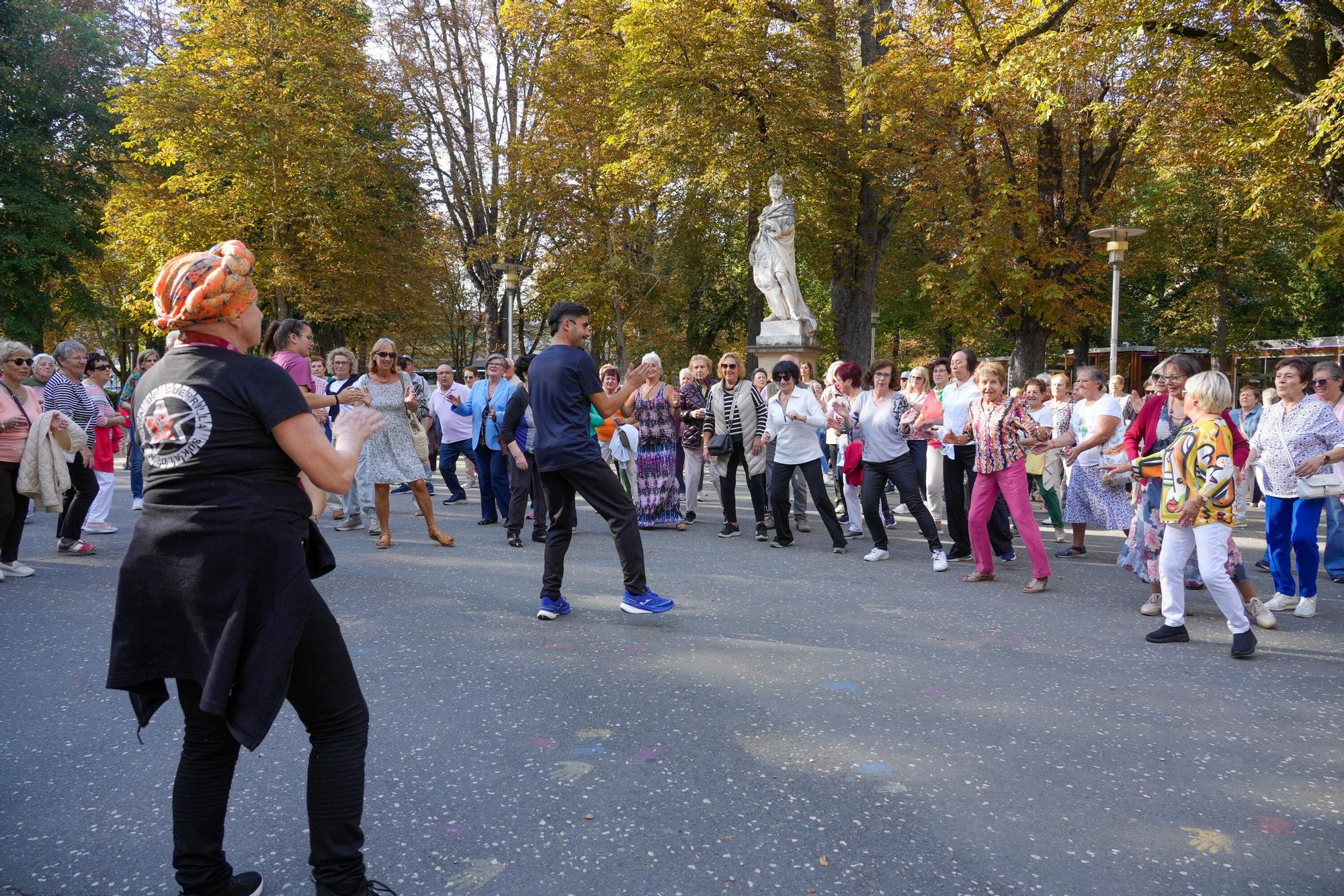 En imágenes: Celebración en Vitoria-Gasteiz del 35º aniversario del Día Internacional de las Personas Mayores