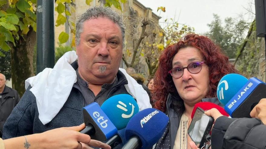 El juicio por el atropello mortal de Aulesti arranca entre la indignación y el agotamiento emocional de la familia