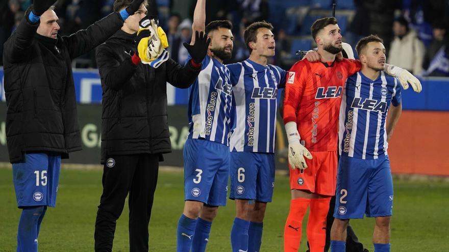 Kirol Zerbitzuak Deportivo Alavés taldearen denboraldi erdirako 5 abonamendu bikoitz zozkatuko ditu
