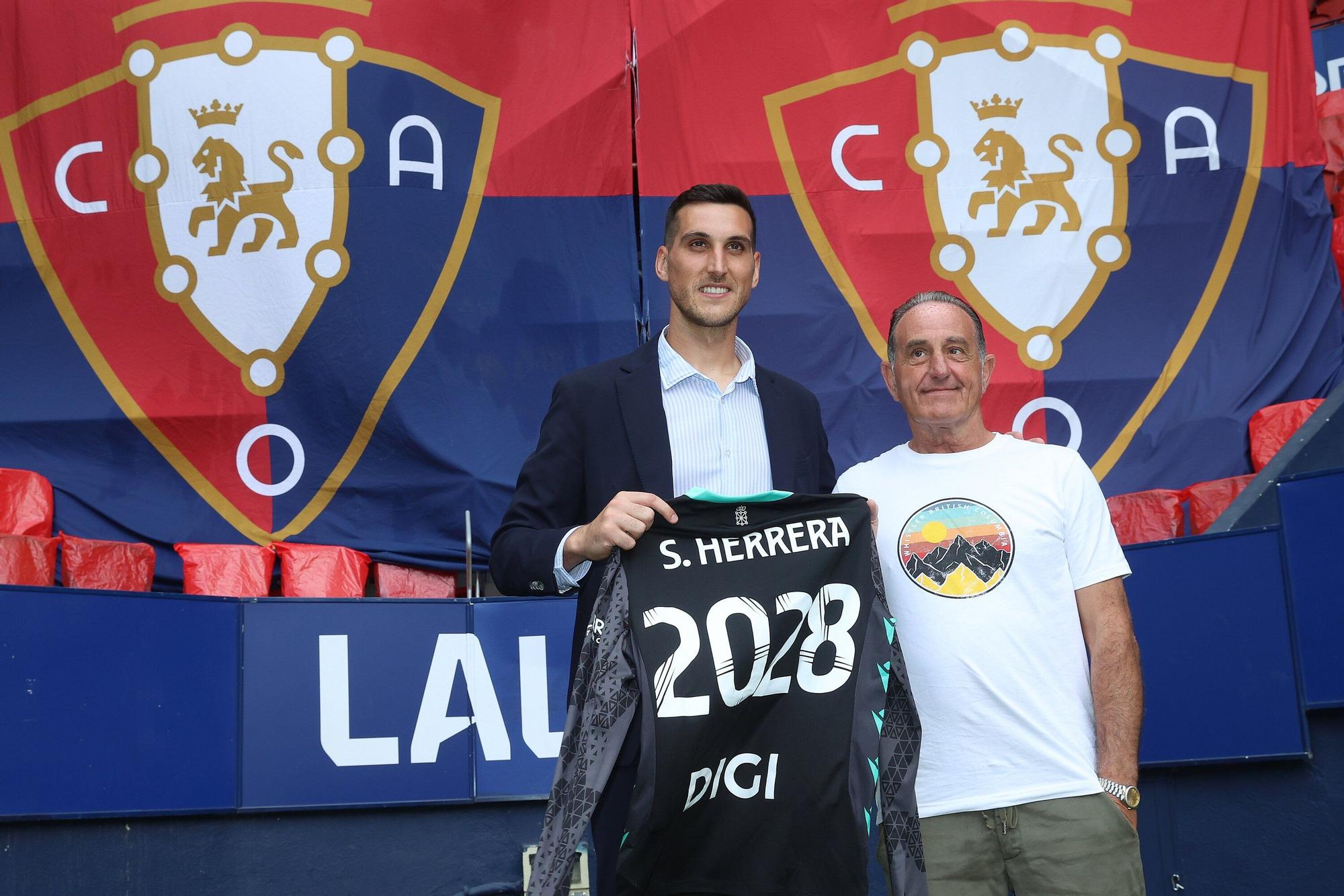 Rueda de prensa de la renovación de Sergio Herrera hasta 2028