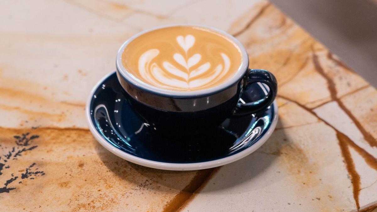 Un café Flat White.