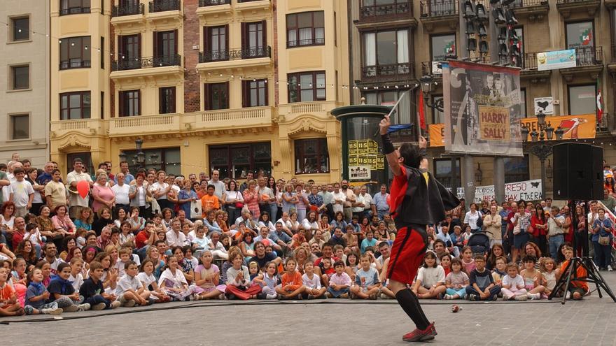 Una veintena de espectáculos de teatro volverán a tomar las calles de Bilbao esta Aste Nagusia
