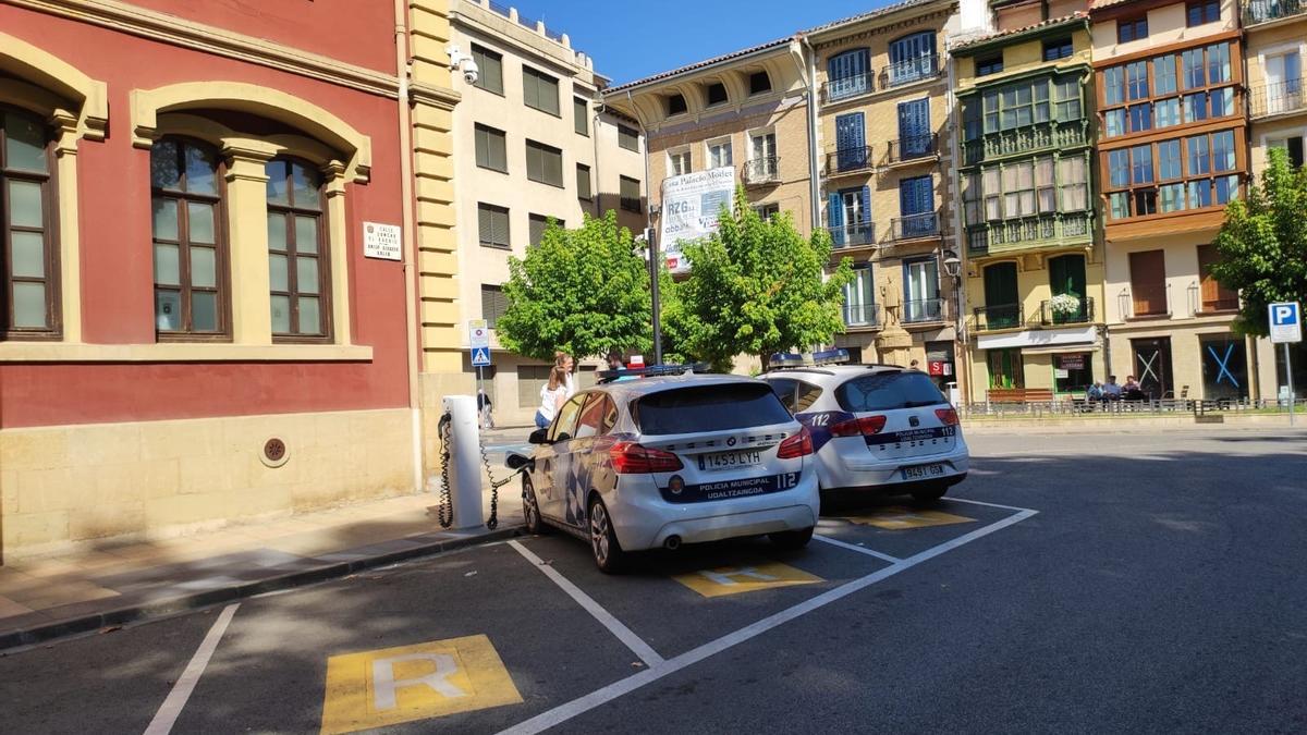 Esquina del ayuntamiento de Estella-Lizarra, sede de Policía Municipal.