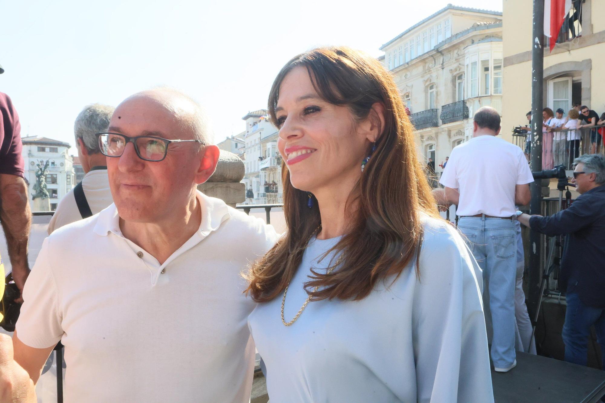 En imágenes: Vitoria sale a la calle a celebrar La Blanca tras el txupinazo