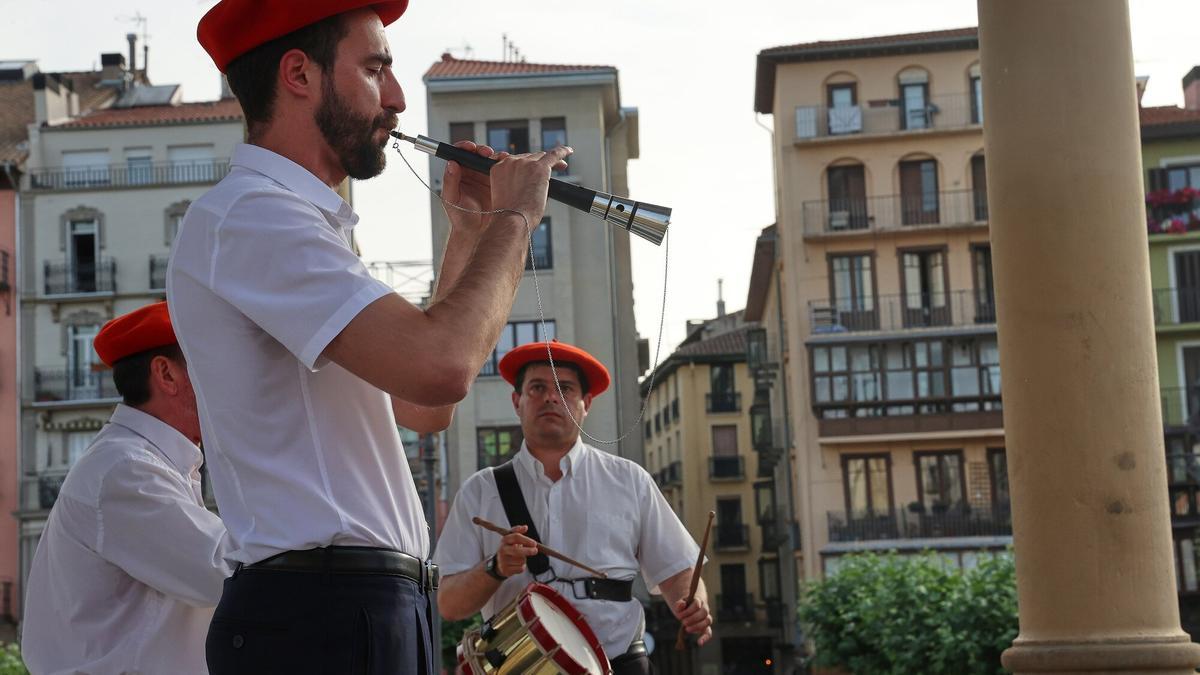 BAILABLES DE TXISTU Y GAITA