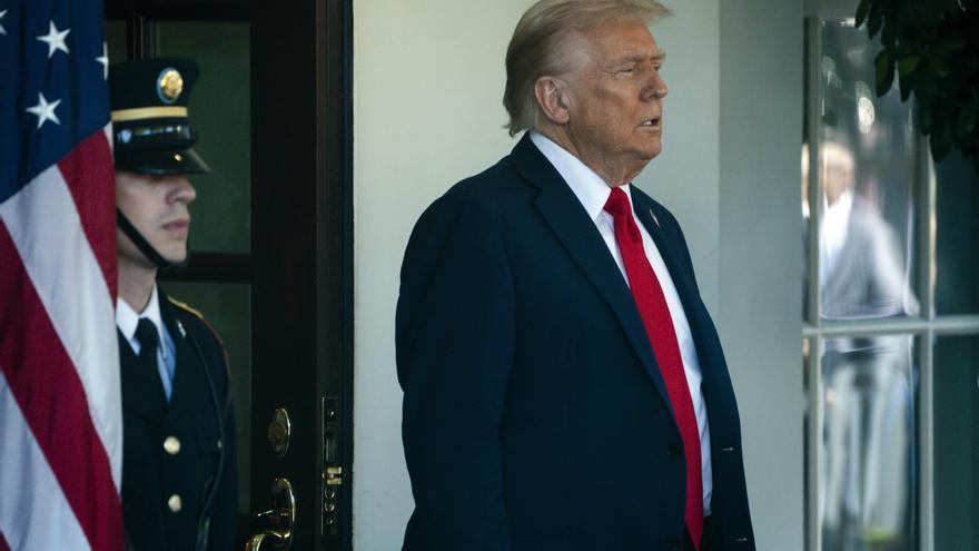 Trump propone expulsar a España de la OTAN