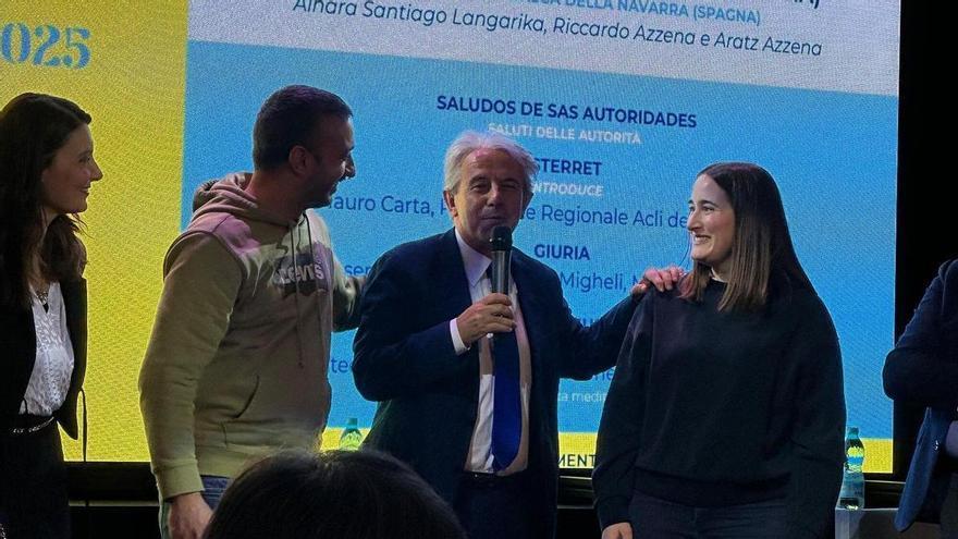 Euskera y gallurés: un galardón a una familia de Pamplona por defender las lenguas minoritarias