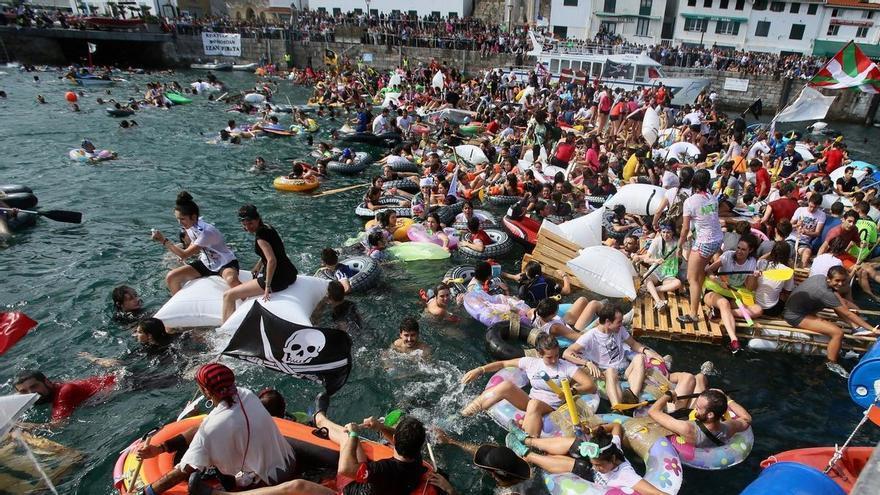 Donostia: Piratak, bi hamarkada Aste Nagusi alternatiboa antolatzen