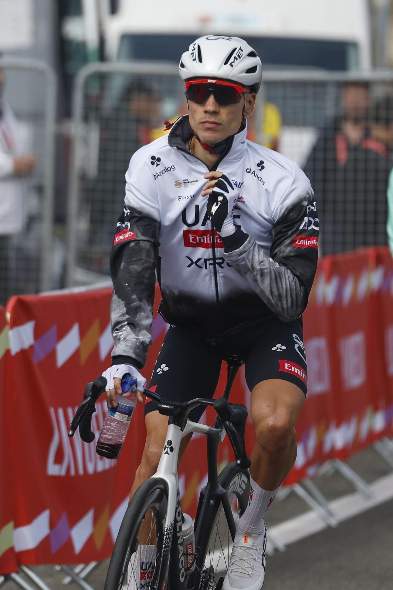 Fotos de la etapa navarra de La Vuelta 25 entre Sendaviva y Larra - Belagua