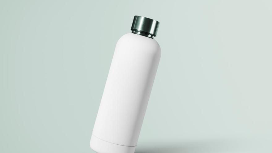 Cuidado con las botellas reutilizables: cada cuanto hay que cambiarlas y por qué deberías hacerlo