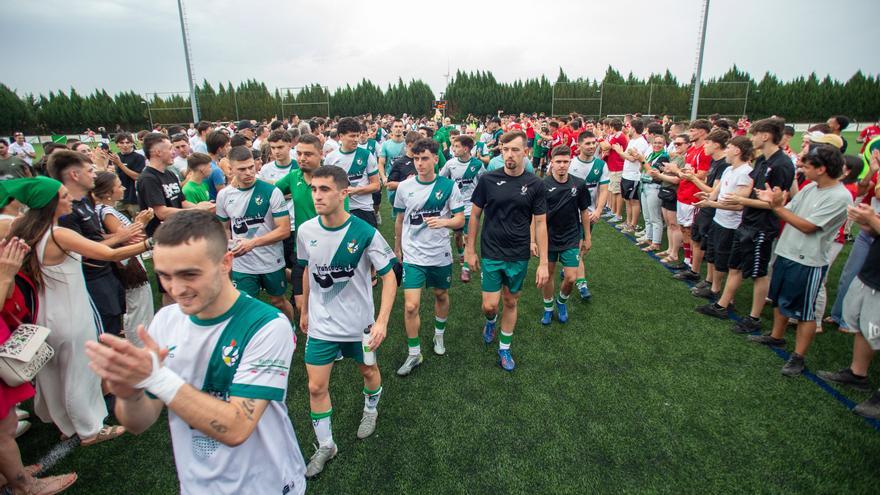 El Pamplona cae con honor