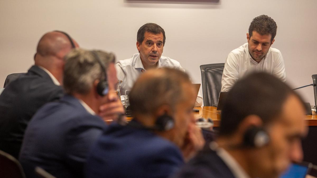 Irujo, en una comisión anterior.
