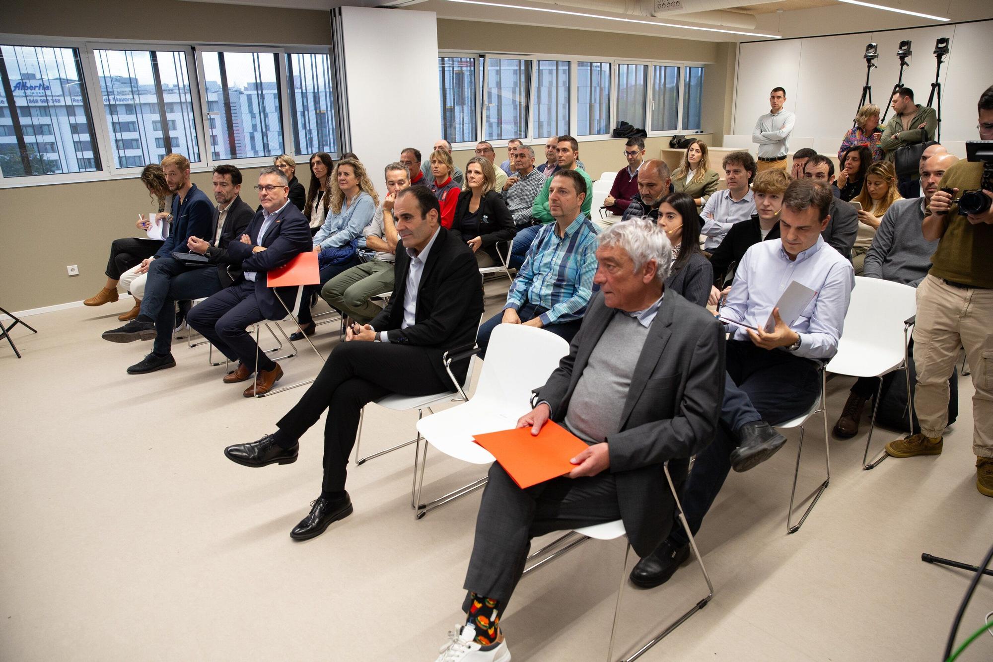 Fotos del Foro Hiria sobre ciberseguridad