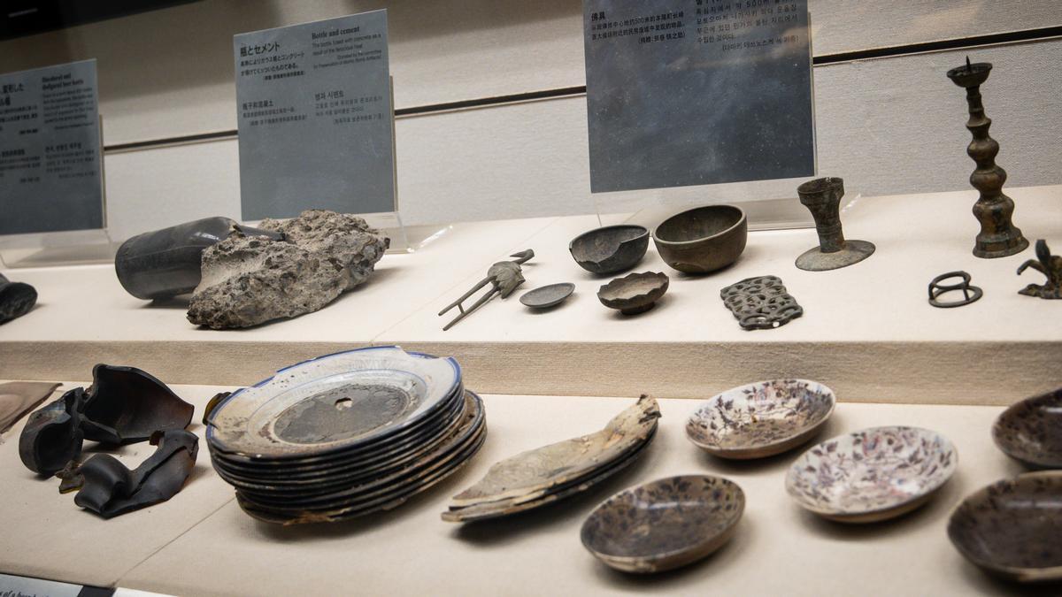 Emotiva visita de la Real Sociedad al Museo de la Bomba Atómica en Nagasaki