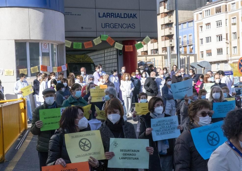 Nueva protesta junto a las Urgencias de Santiago