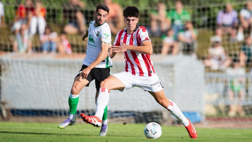 El Athletic no puede con el Racing y suma la tercera derrota de la pretemporada