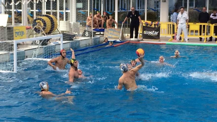 Derrota ante un Real Canoe más acertado (11-3)