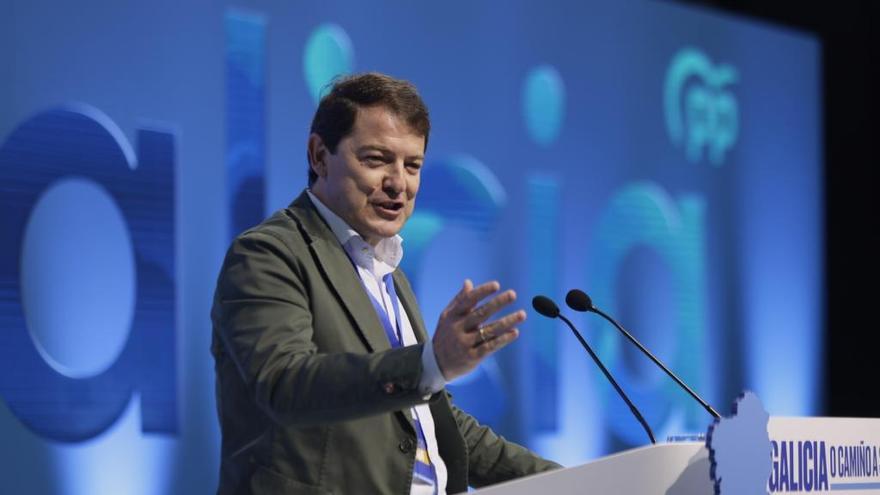 Mañueco se disculpa por las palabras de Gallardo sobre la discapacidad