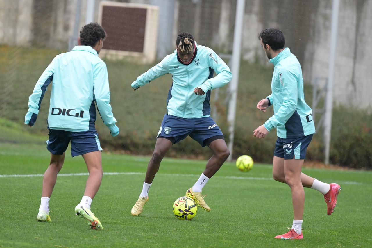 En imágenes: Valverde recupera efectivos en ataque