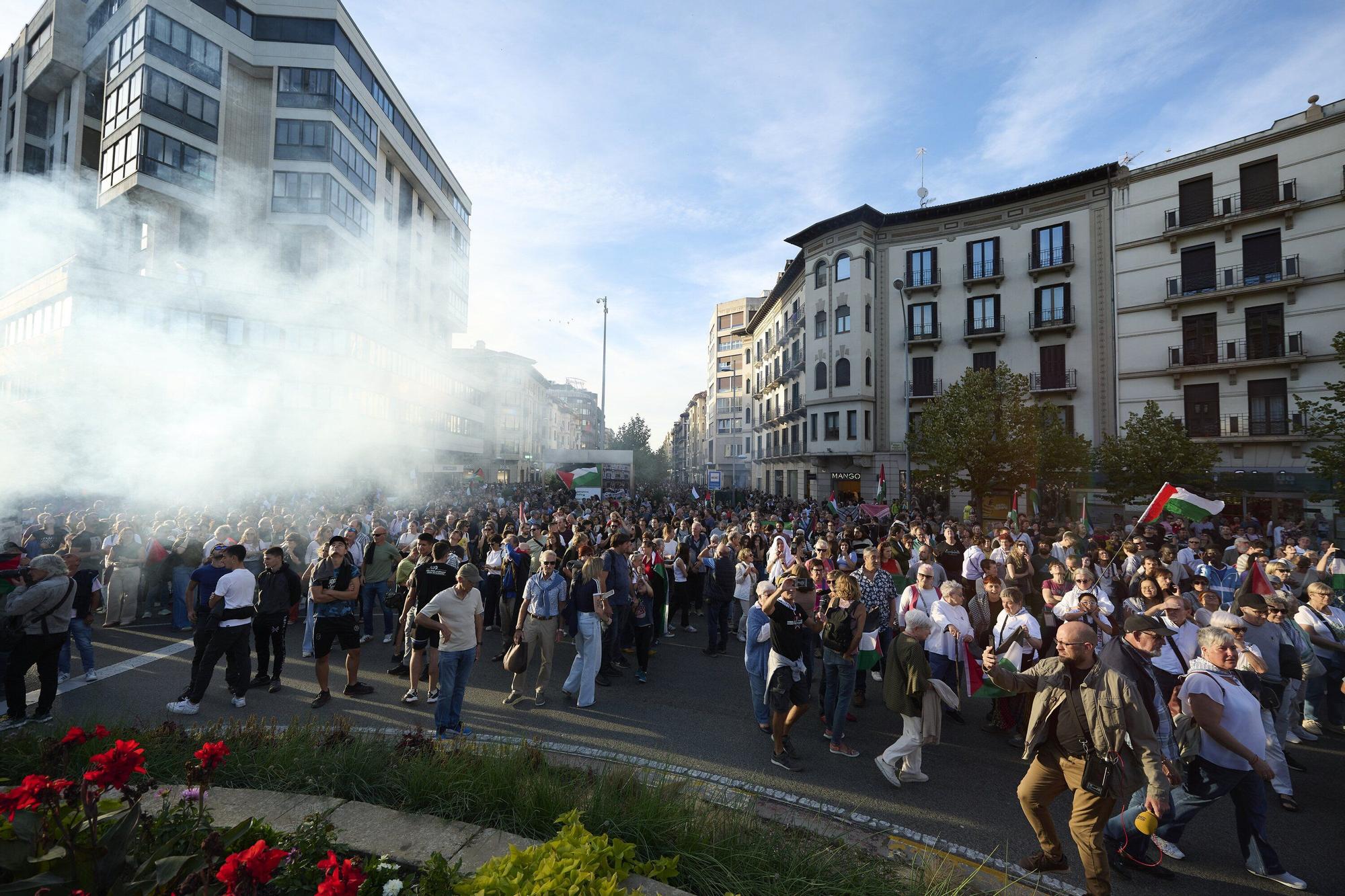 Concentración en Pamplona contra la detención de la flotilla humanitaria a Palestina