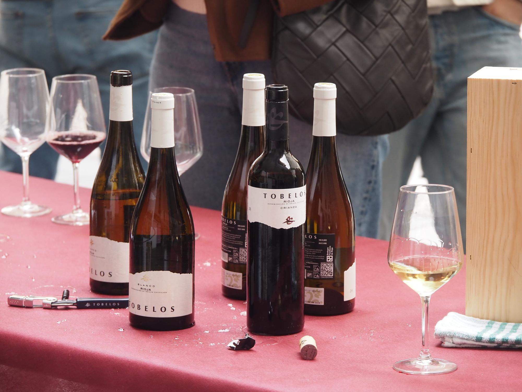 Vino y chorizo, fórmula imbatible contra el mal tiempo en Azpeitia