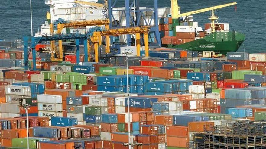 El mayor consumo y la inversión aceleran el avance trimestral del PIB