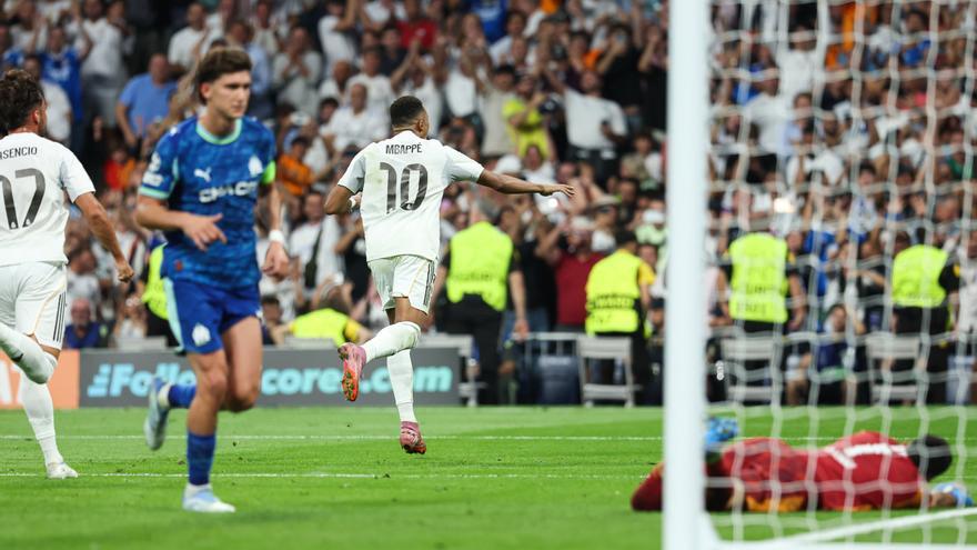 El Madrid remonta al Marsella con dos goles de penalti