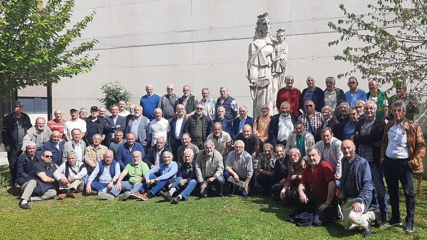 Alumnos de Salesianos Pamplona se reúnen 50 años después