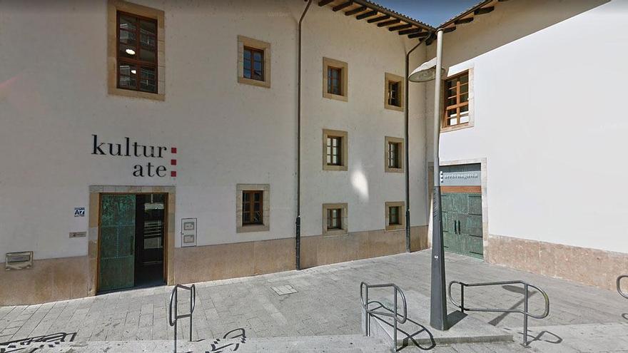 La exposición se inaugurará esta tarde en Kulturate.