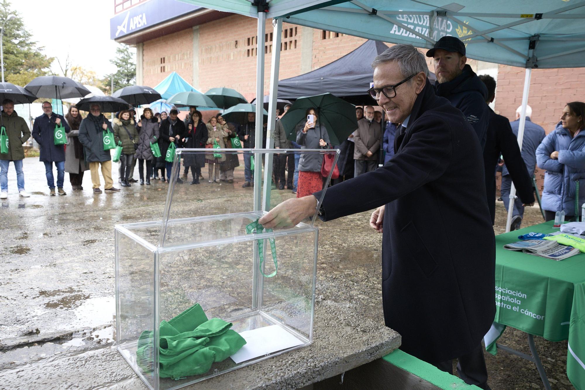 Colocación de la primera piedra del nuevo espacio abierto de la AECC 'La casa de la Vida'