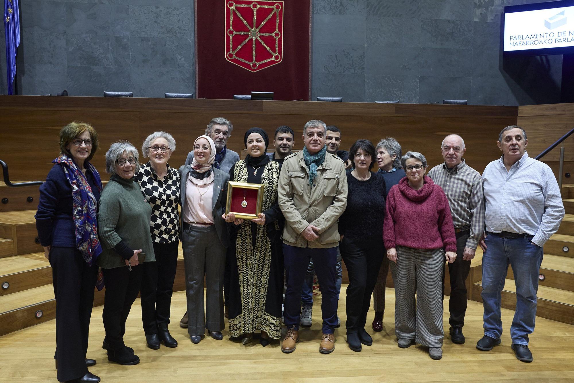 Fotos de la entrega de la Medalla de Oro del Parlamento de Navarra